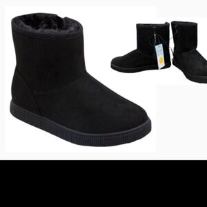 Cat & Jack black fur lined zipper boots for kids size 13